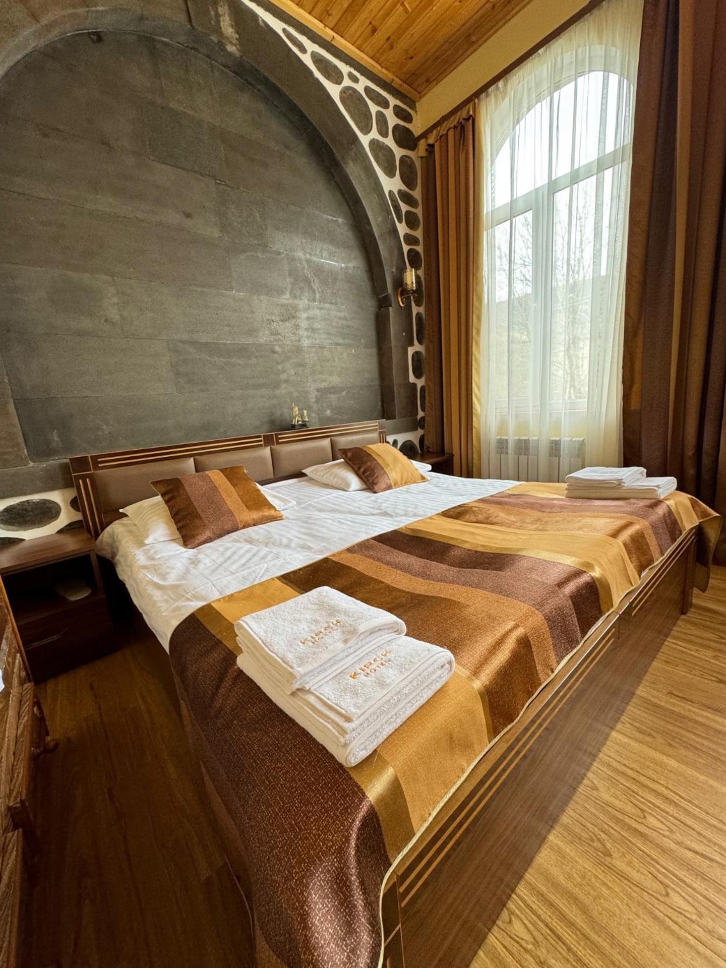 Kirch Hotel & Restaurant Горис Экстерьер фото