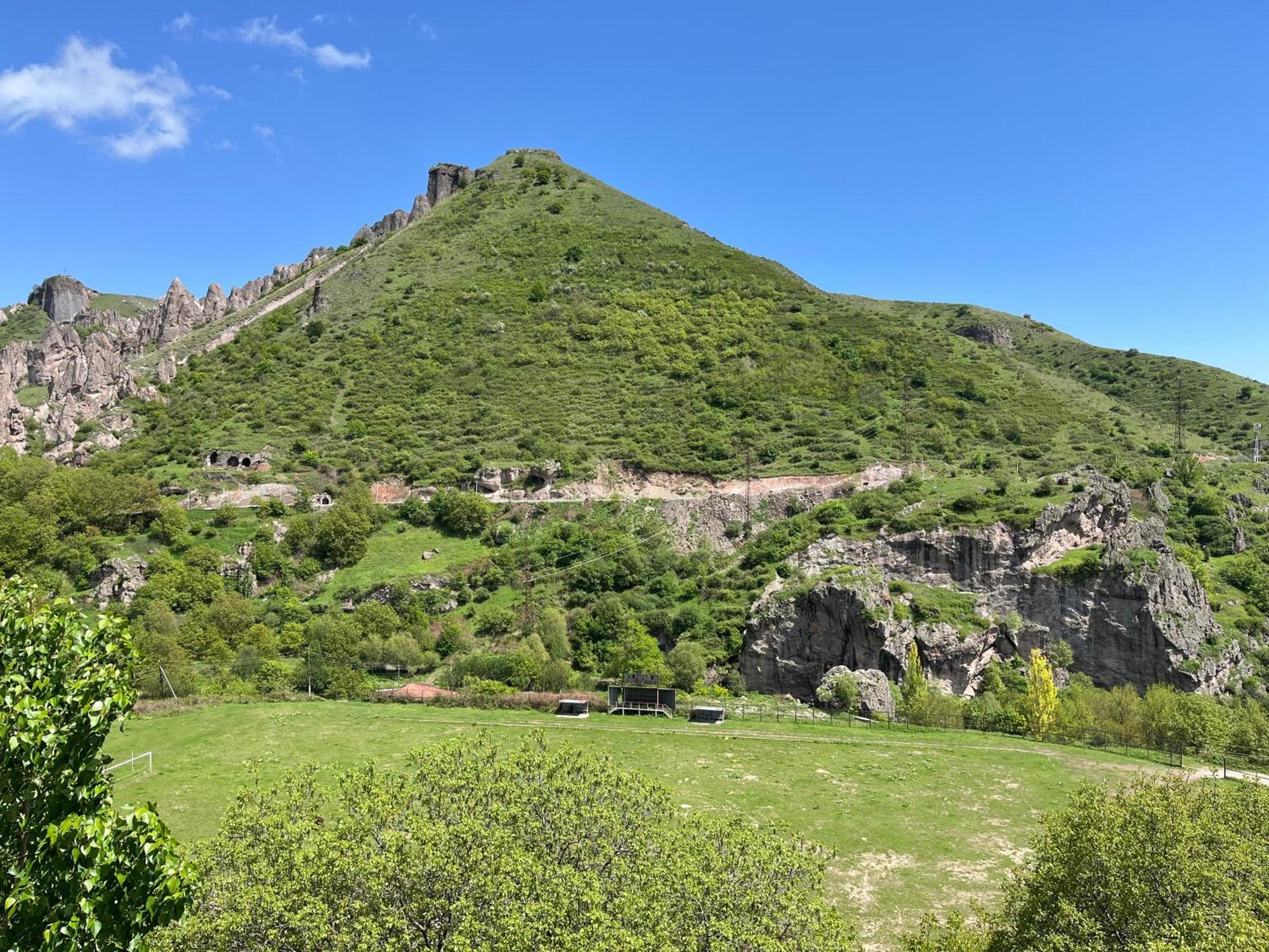 Kirch Hotel & Restaurant Горис Экстерьер фото