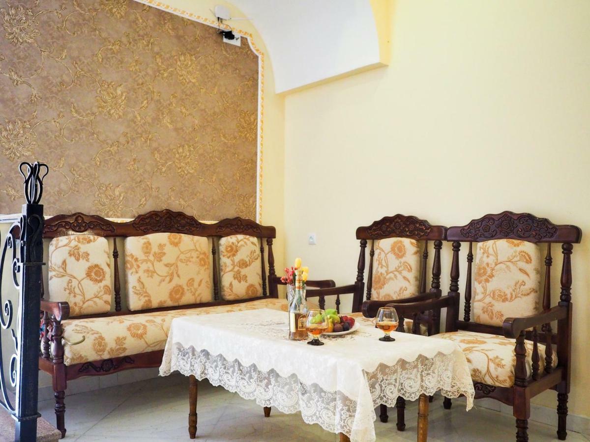 Kirch Hotel & Restaurant Горис Экстерьер фото