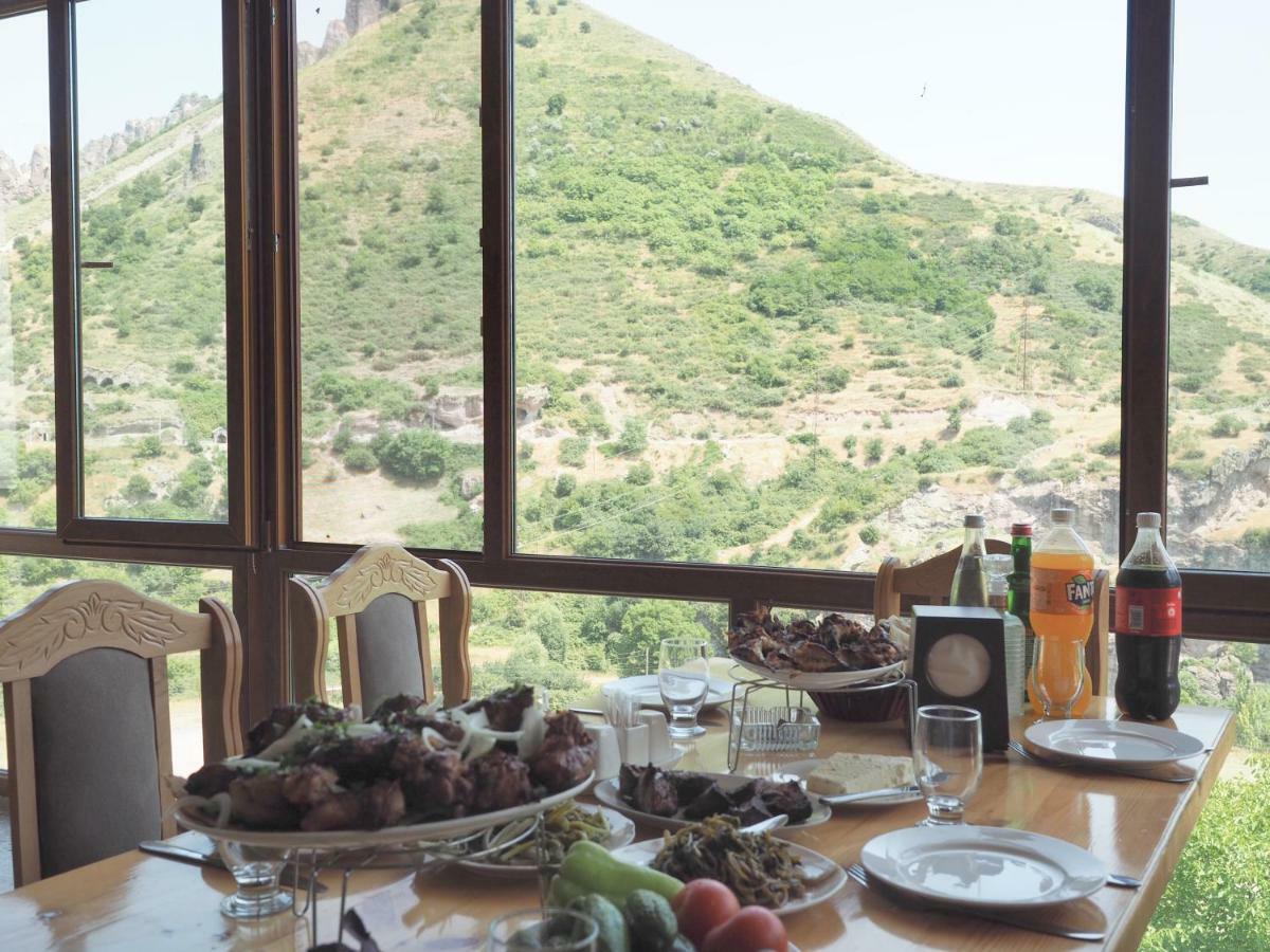 Kirch Hotel & Restaurant Горис Экстерьер фото